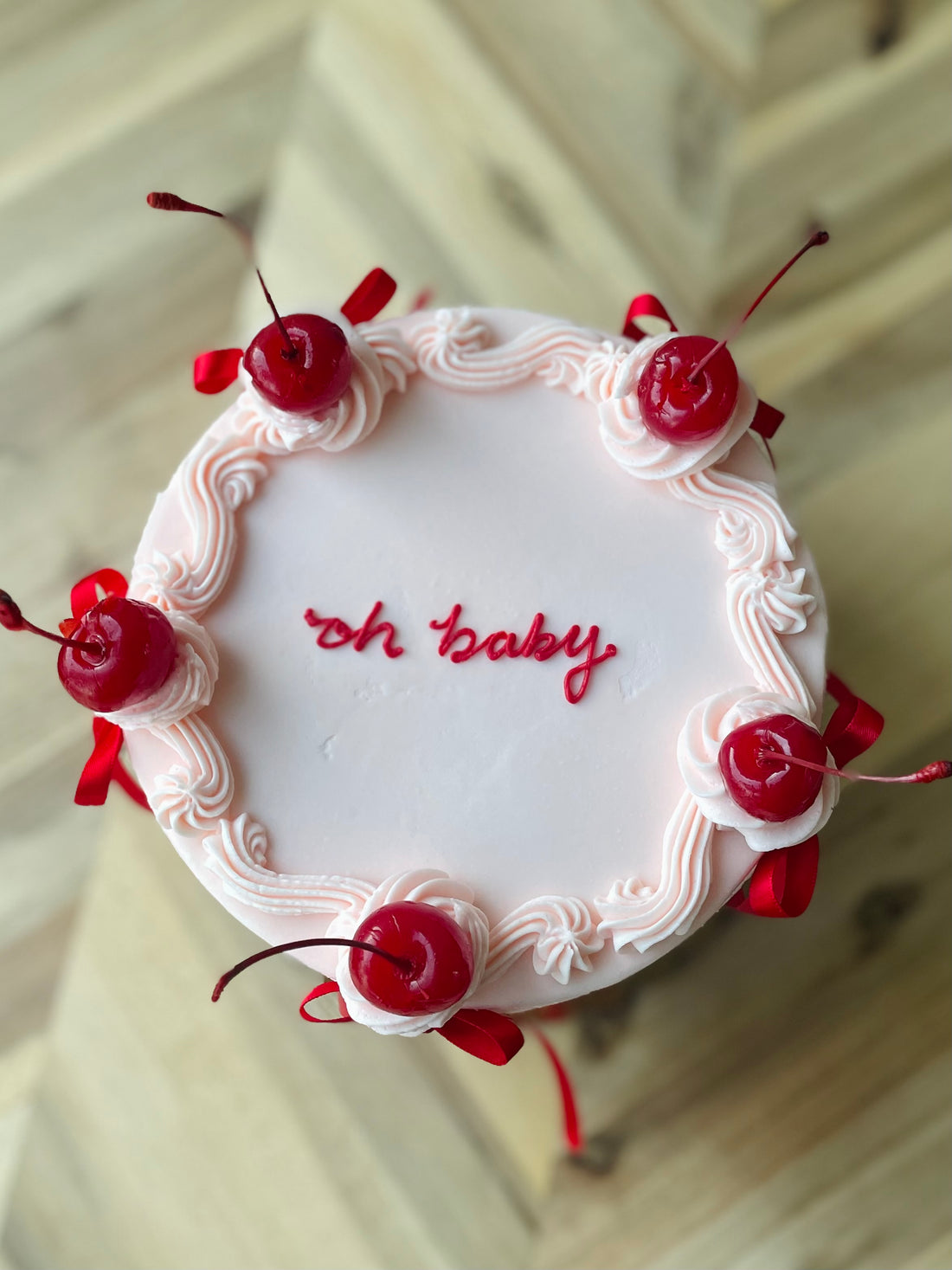 Pink Vintage Bow Cake