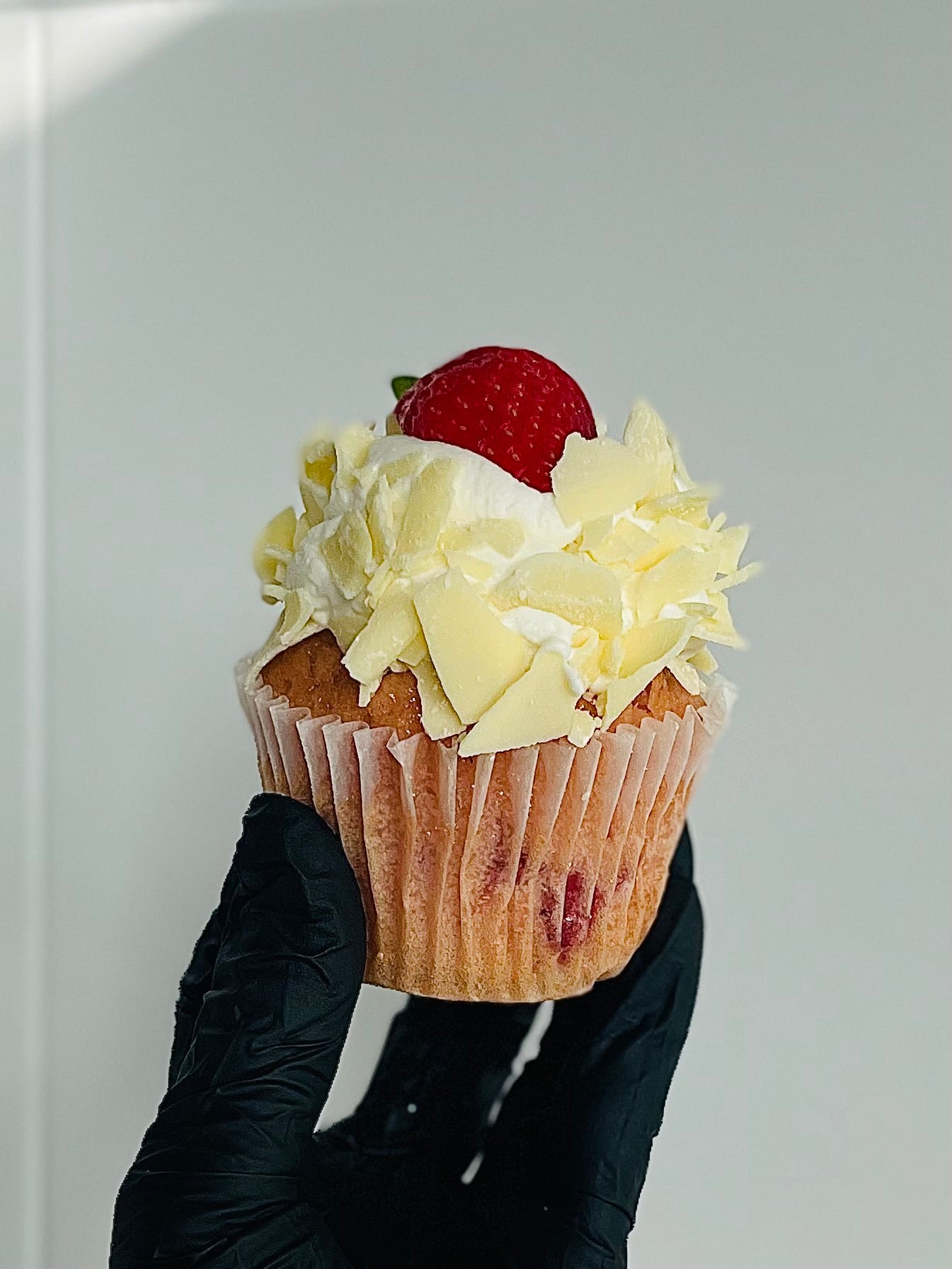 Strawberry Chantilly Cupcakes