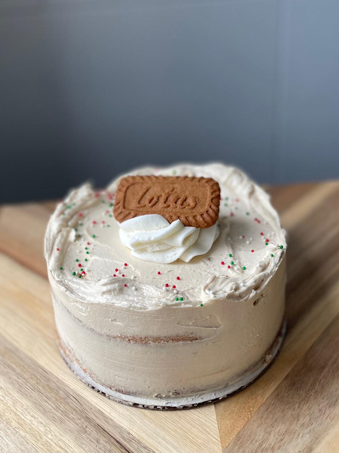 Vanilla Biscoff Cake