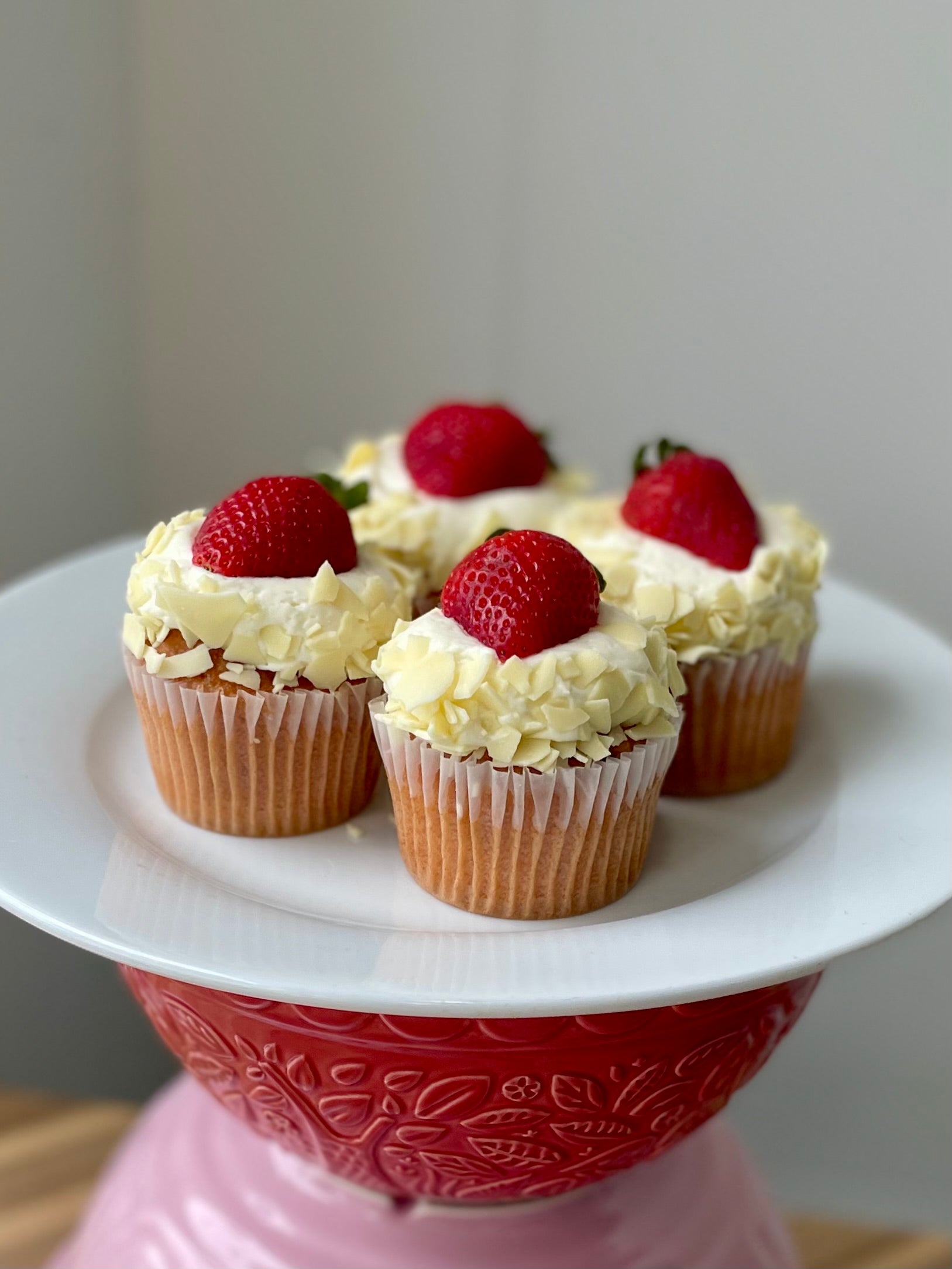 Strawberry Chantilly Cupcakes