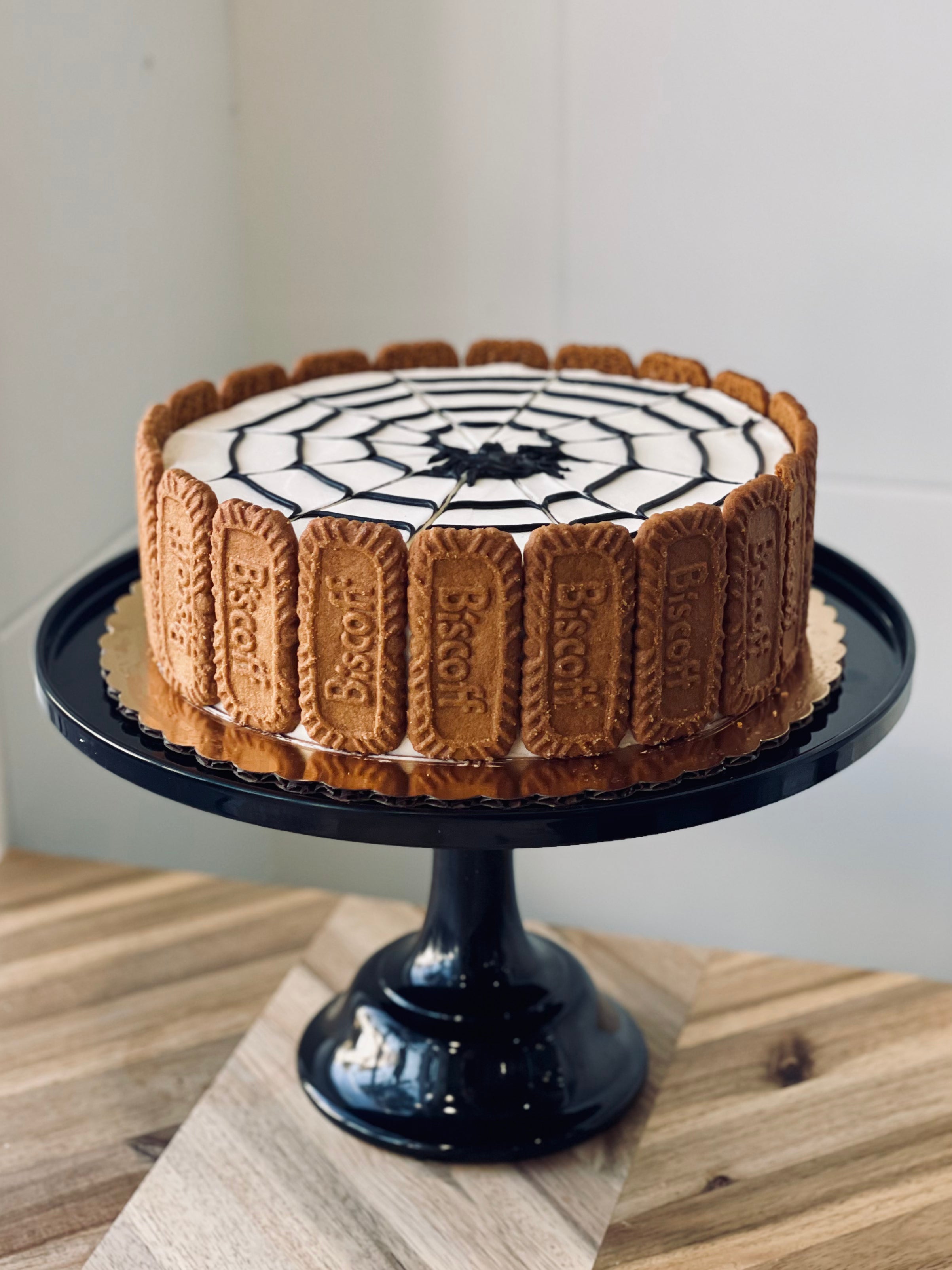 Halloween Pumpkin Biscoff Cake