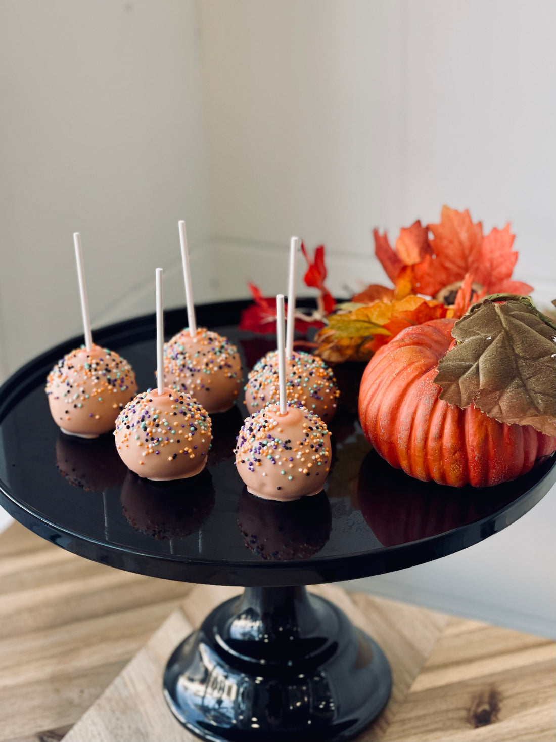 Halloween Cake Pops