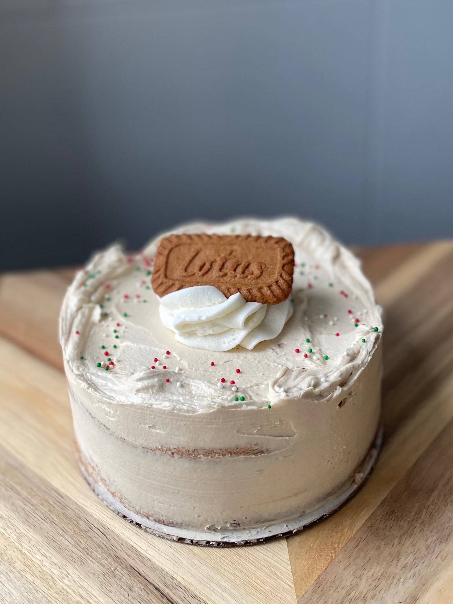 Vanilla Biscoff Cake