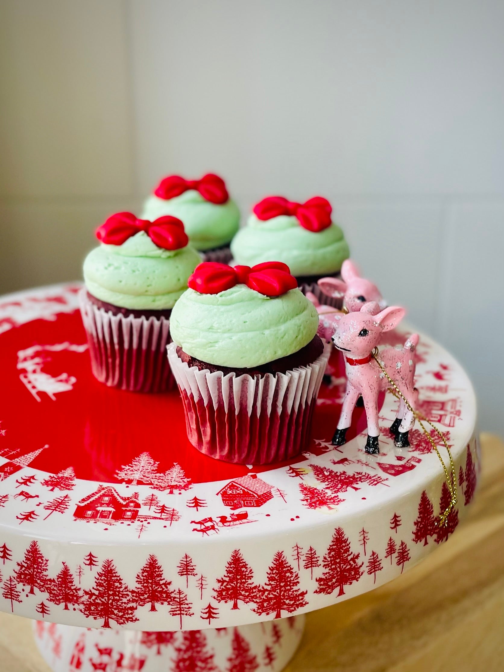Red Velvet Pistachio Cupcakes