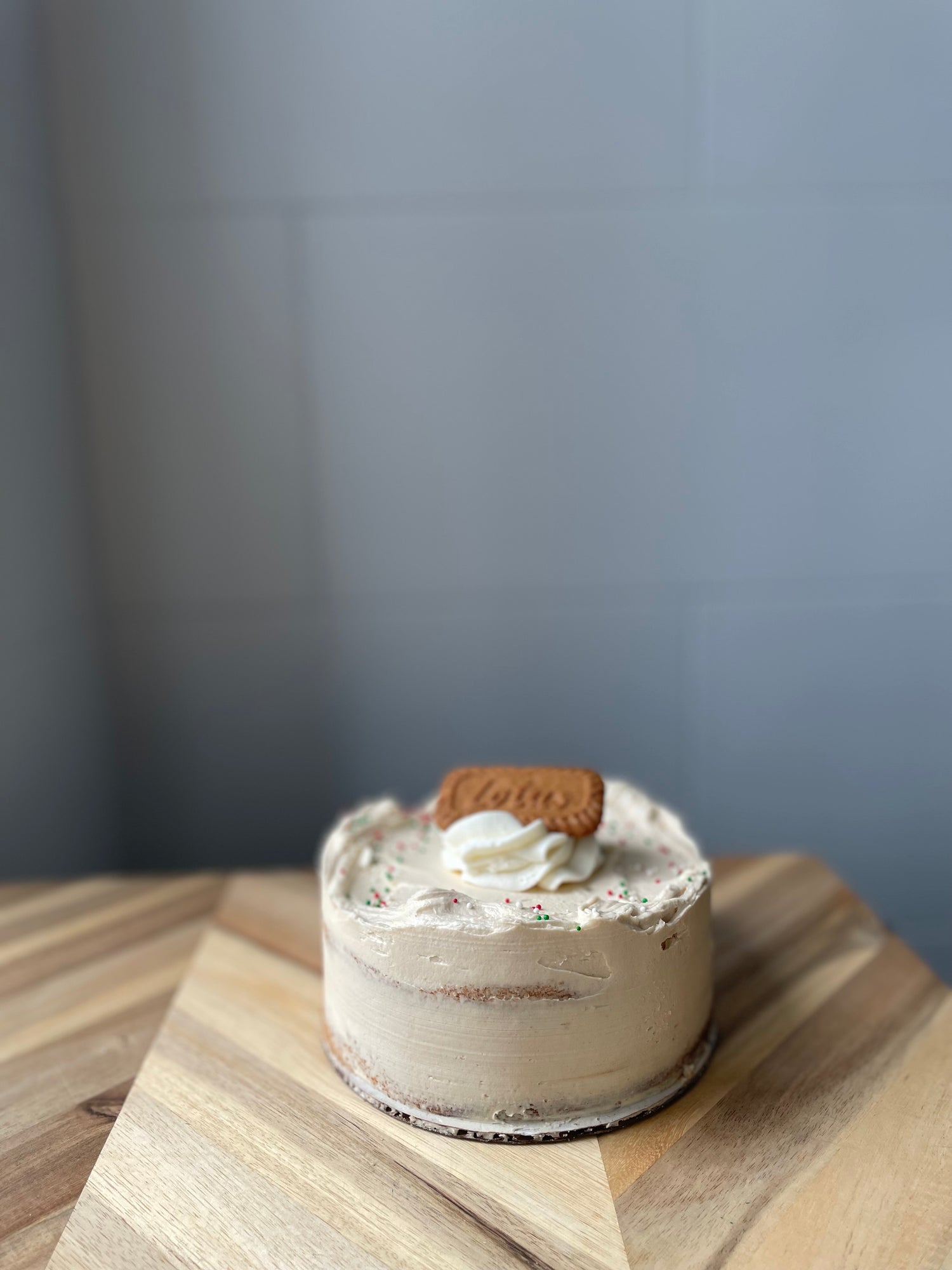 Vanilla Biscoff Cake