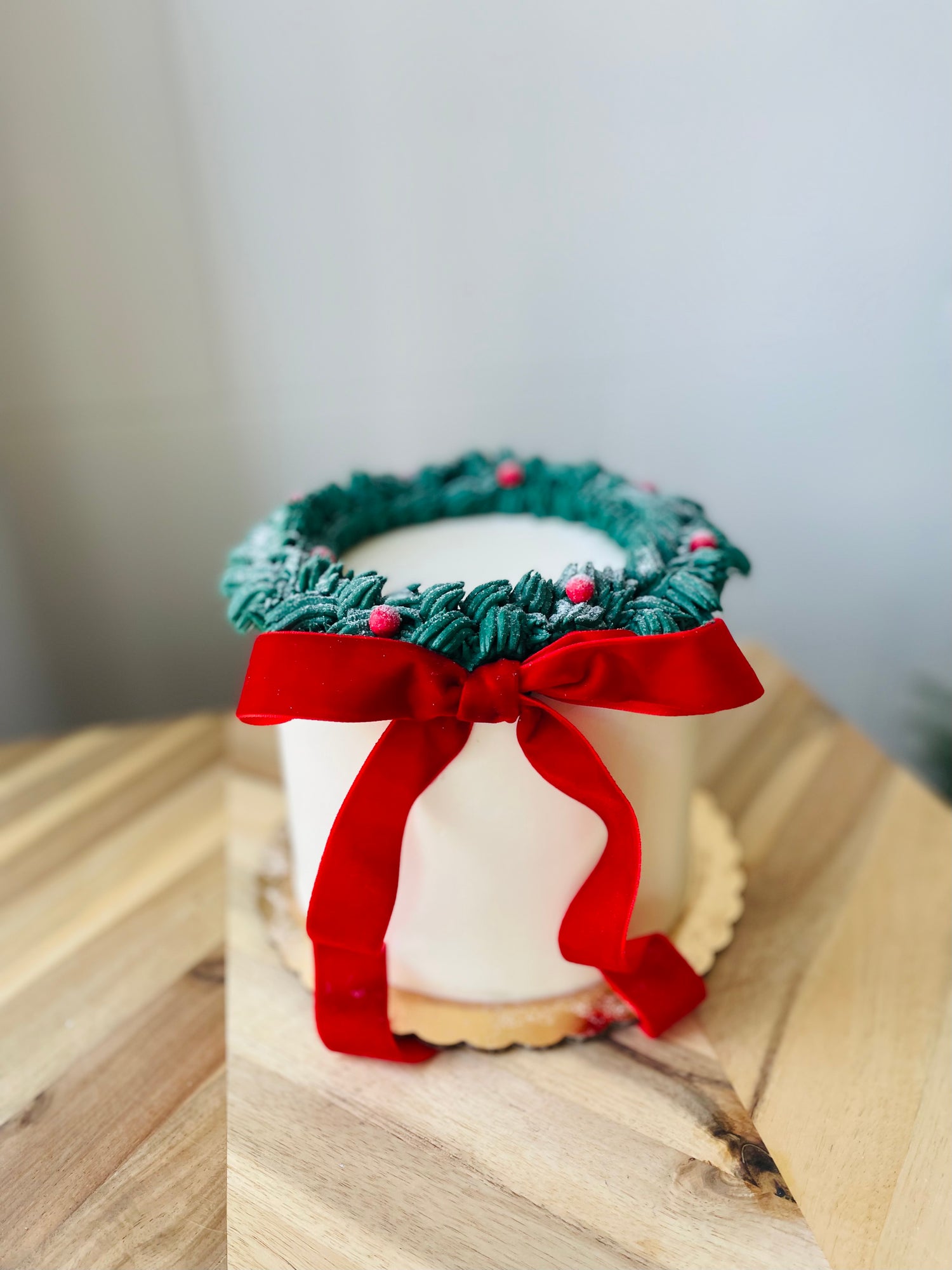 Red Velvet Pistachio Wreath Cake