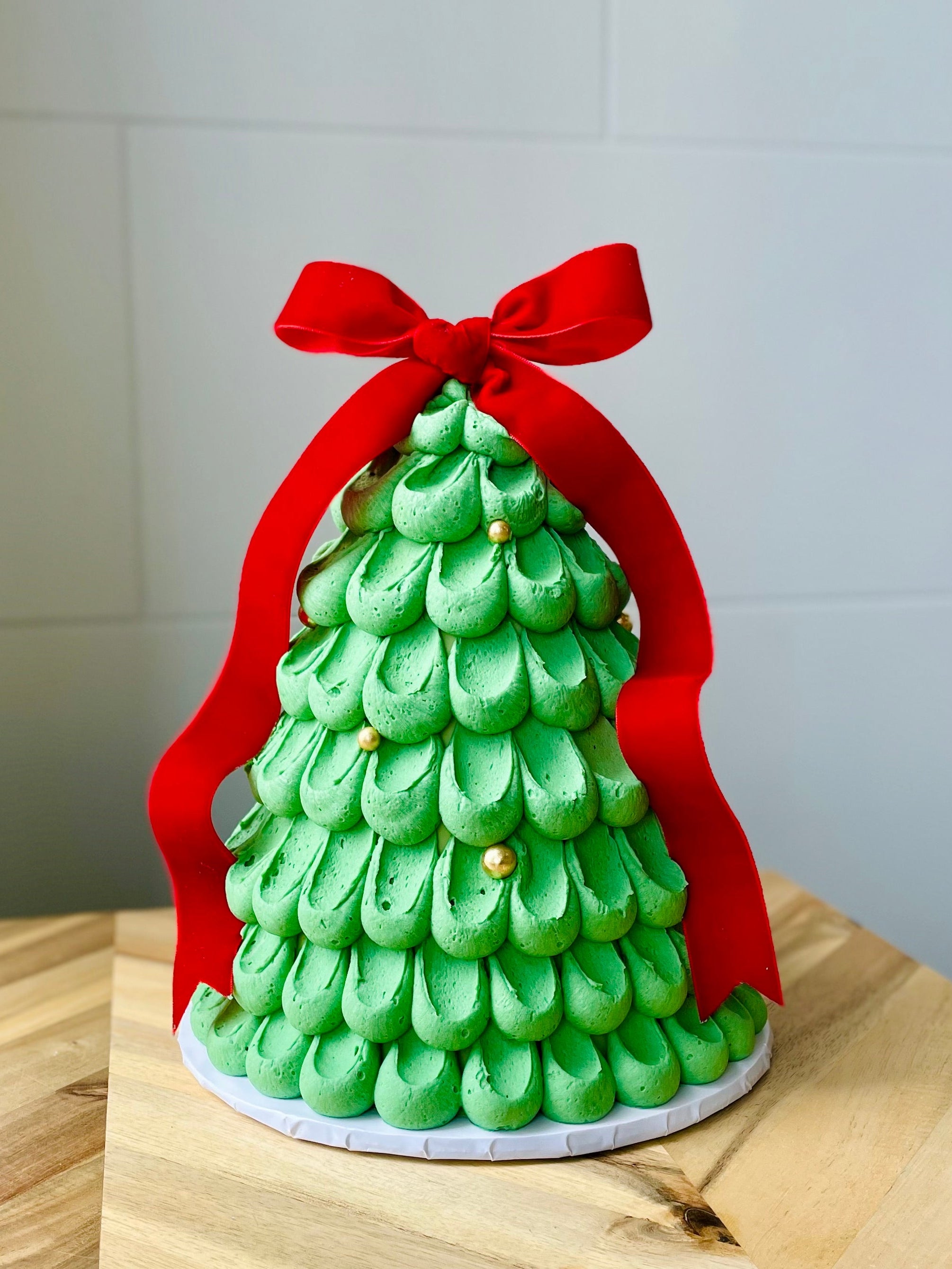 Christmas Tree Cake