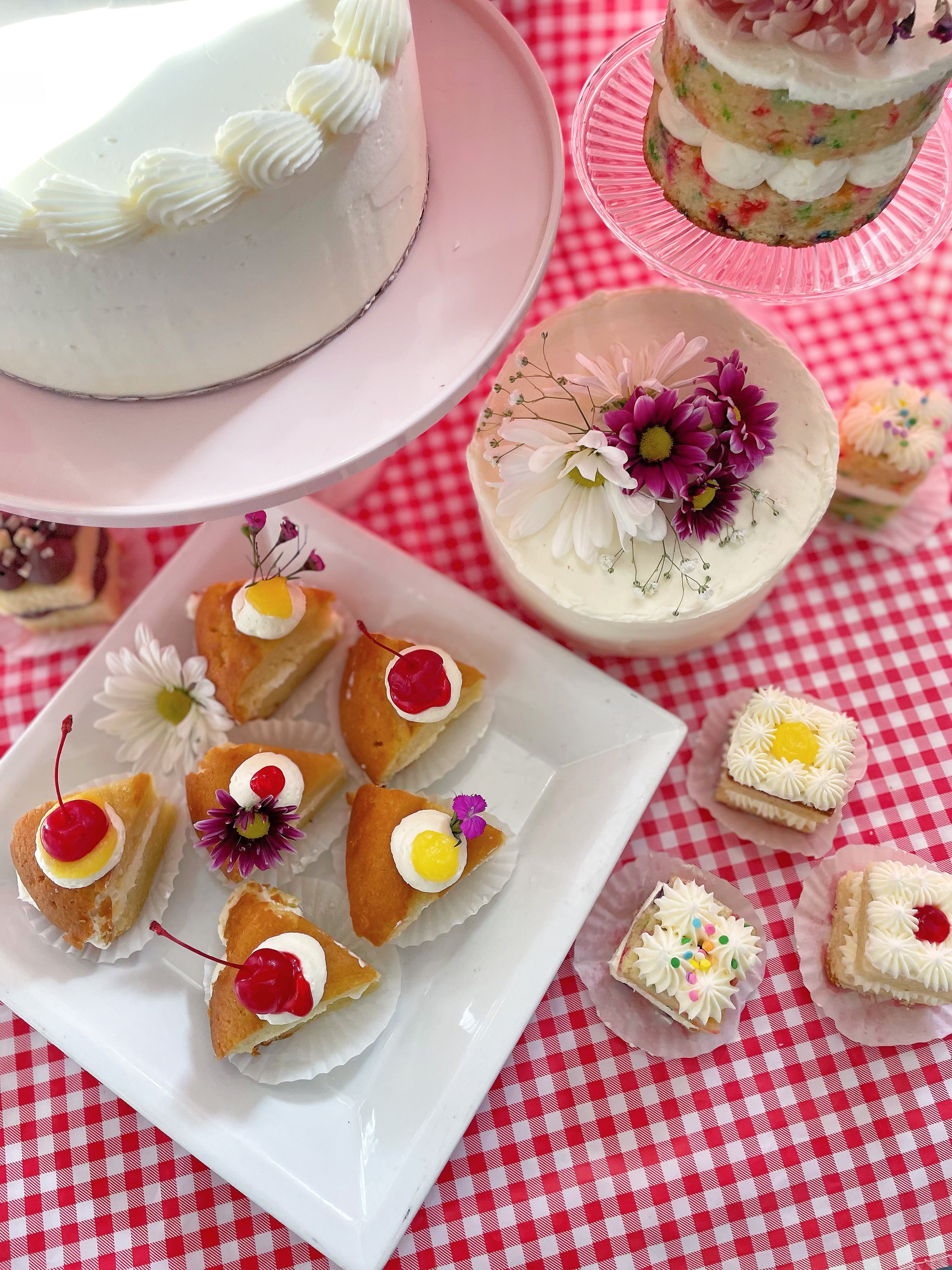 Garden Party Petit Fours