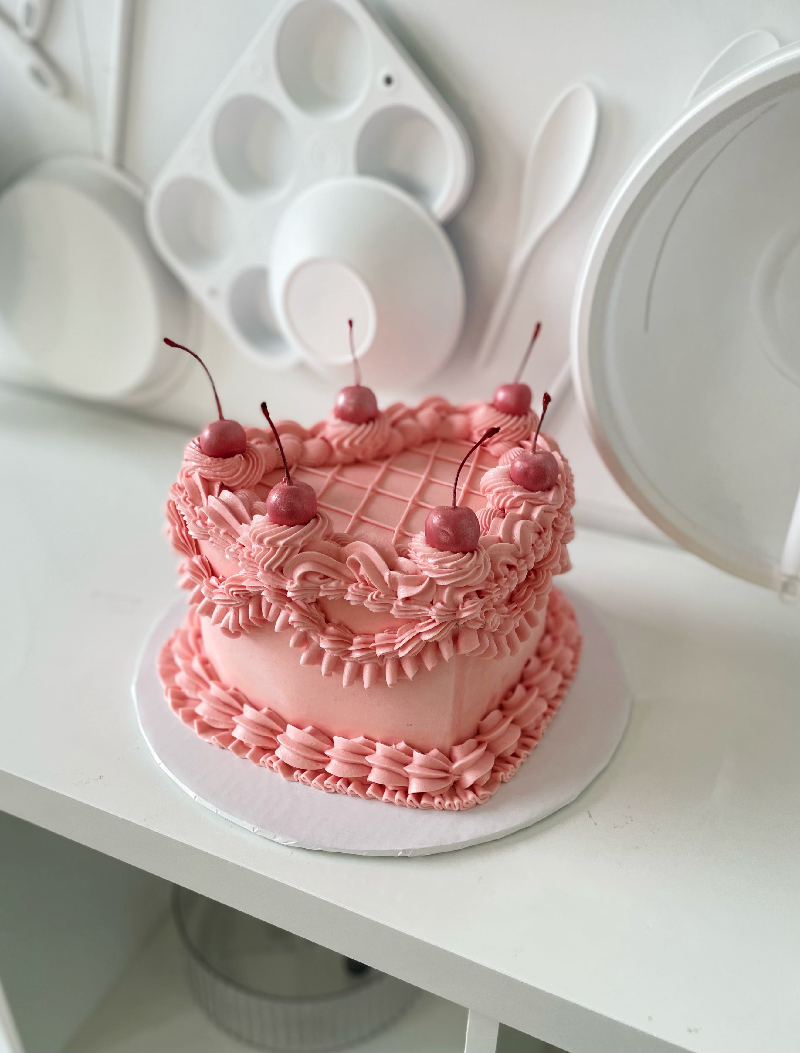 Pink Vintage Heart Cake