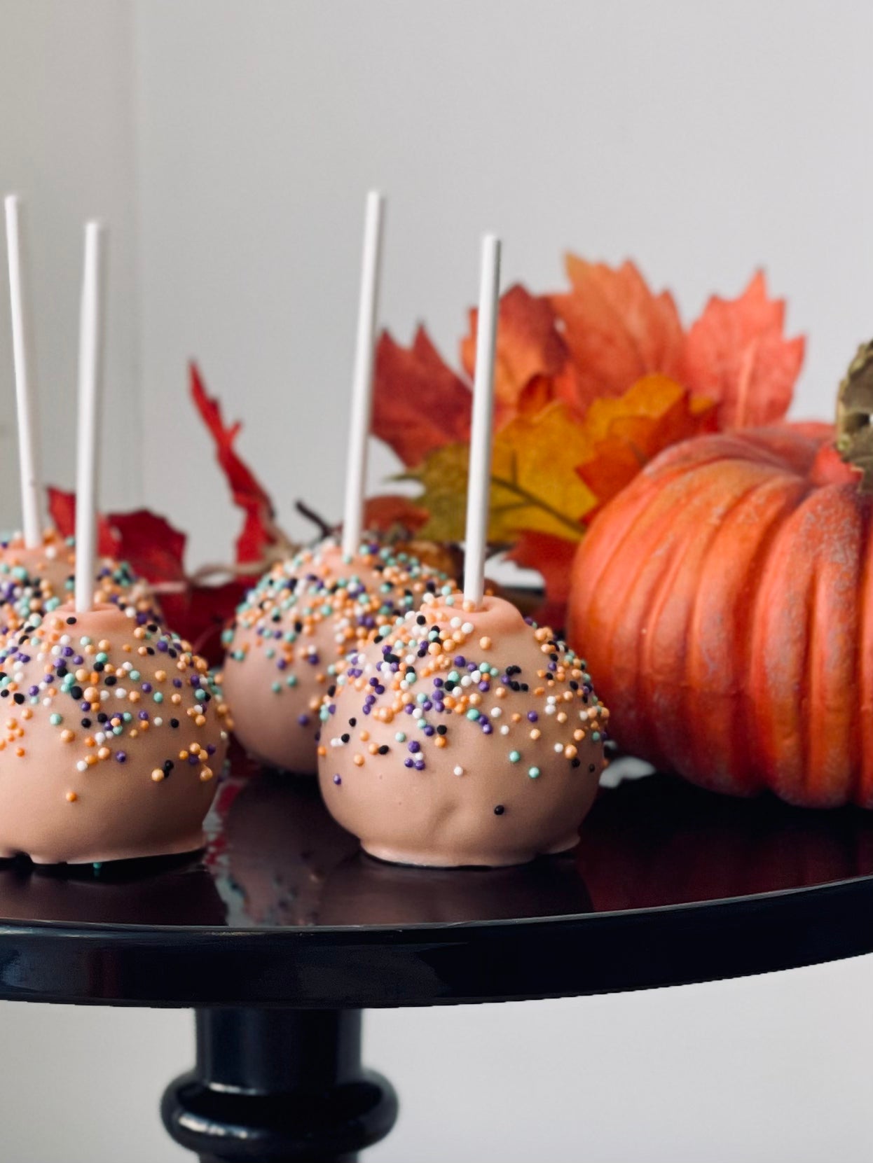 Halloween Cake Pops